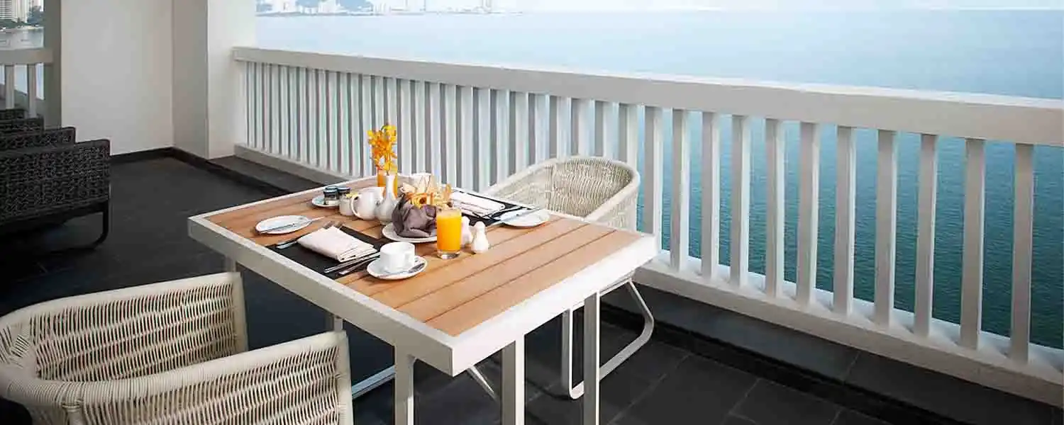 Eastern & Oriental Hotel-1